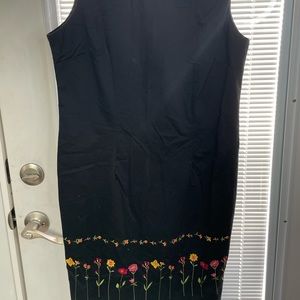 Vintage Teddi Dresses Size 14 Black Embroidered Flowers Sleeveless